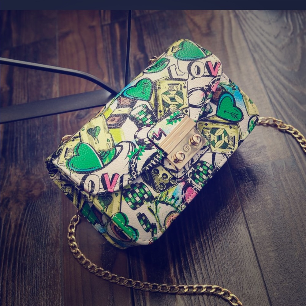Jasper Graphic Handbag w/ Gold Chain